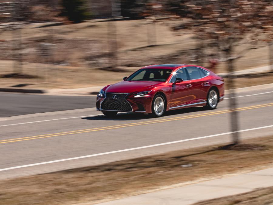  Lexus LS500h AWD 2017 года  (NA) (фото 65 из 96)